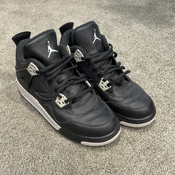 Black Jordan Oreo 4s GS - Picture 1 of 5